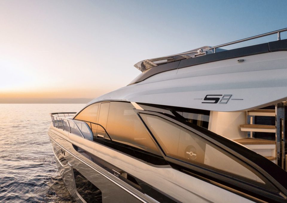 location-journee-yacht-m-y-azimut-s8