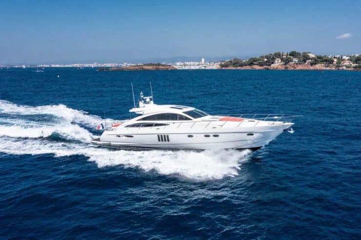 day-charter-yacht-rental-m-y-Princess_V70