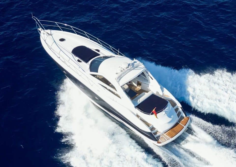 location-journée-yacht-m-y-Sunseeker_Portofino_53