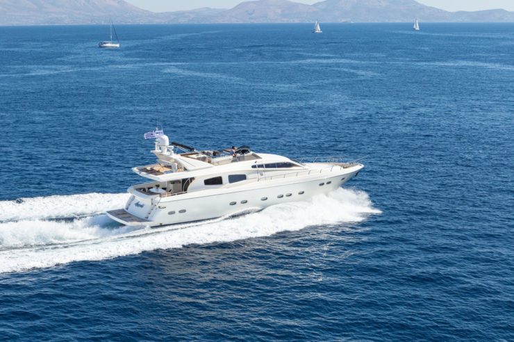 location-yacht-charter-MY-amoraki