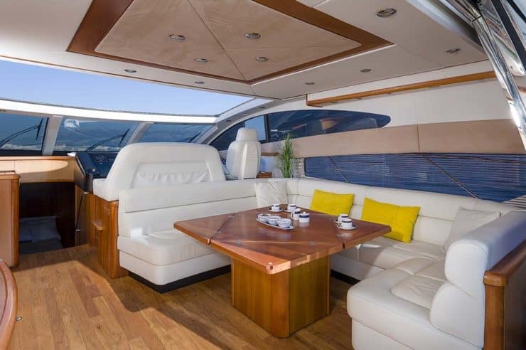 location-yacht-charter-MY-glorious