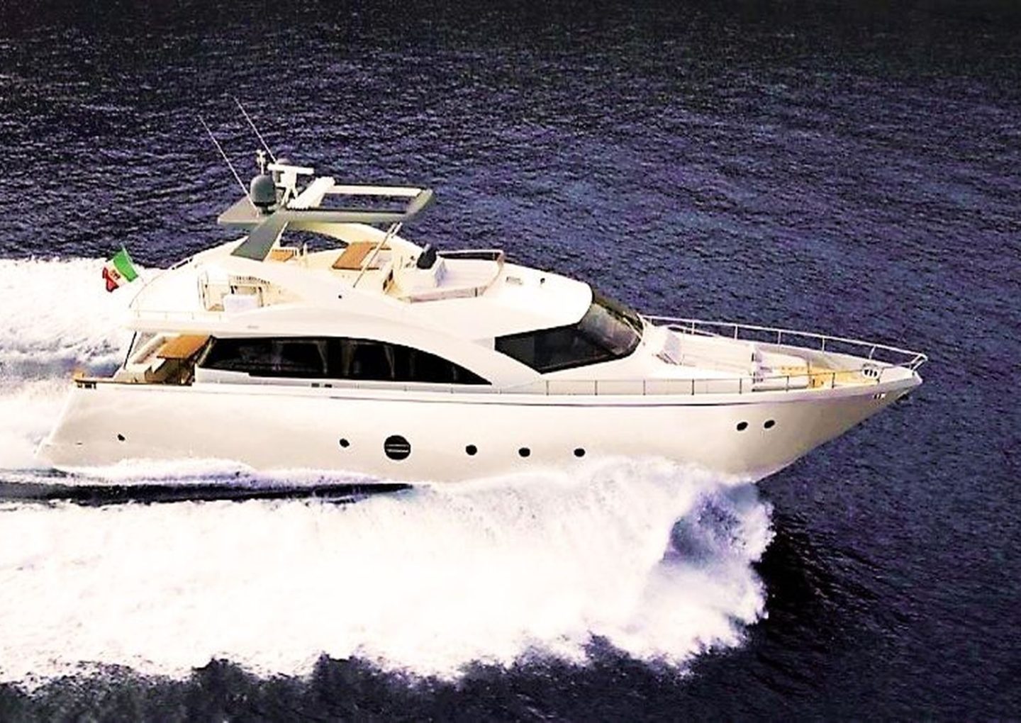 M/Y QUESTA E VISTA | Arthaud Yachting