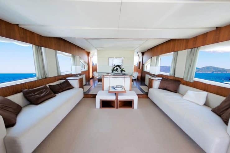 location-yacht-charter-MY-questa-e-vita