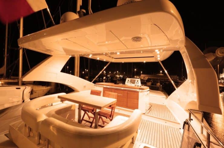 location-yacht-charter-MY-questa-e-vita