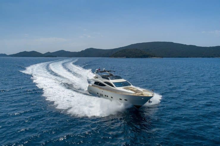 location-yacht-charter-MY-salt