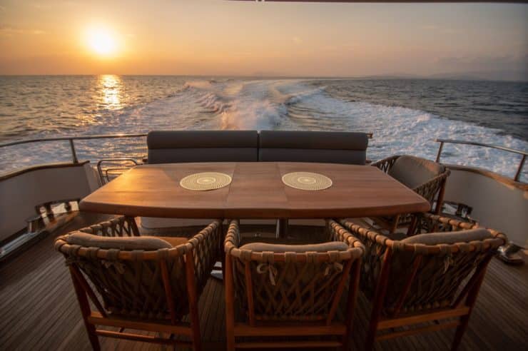 location-yacht-charter-MY-salty