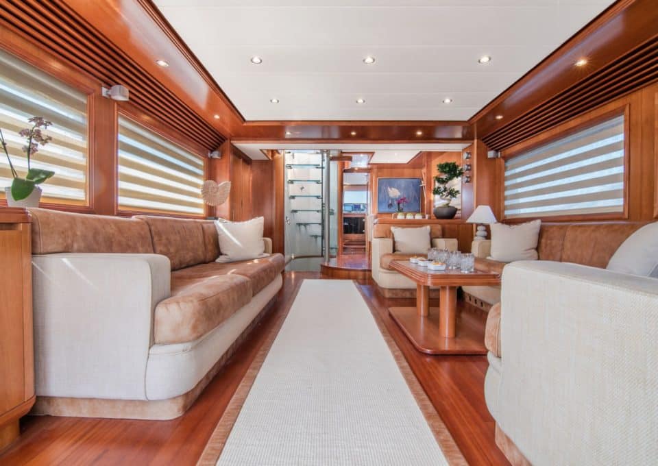 location-yacht-charter-MY-salty