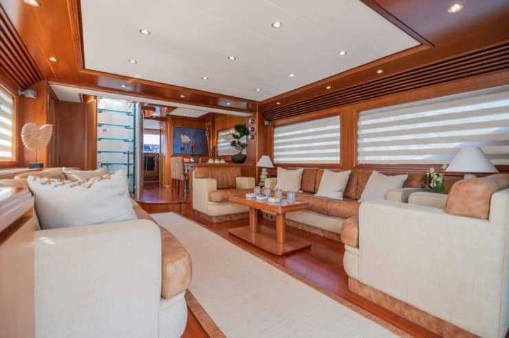 location-yacht-charter-MY-salty