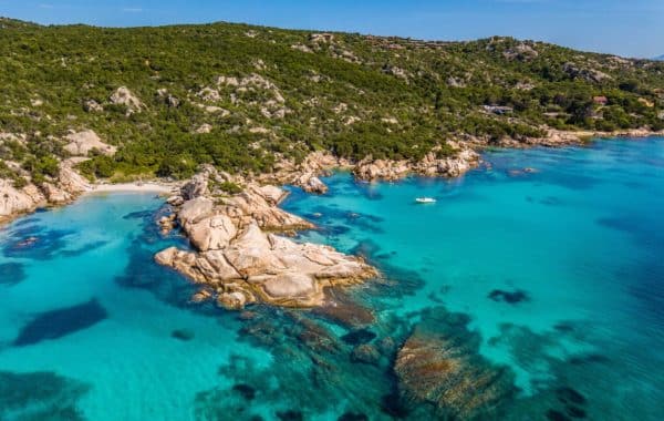 Location yacht de luxe Sardaigne Méditerranée