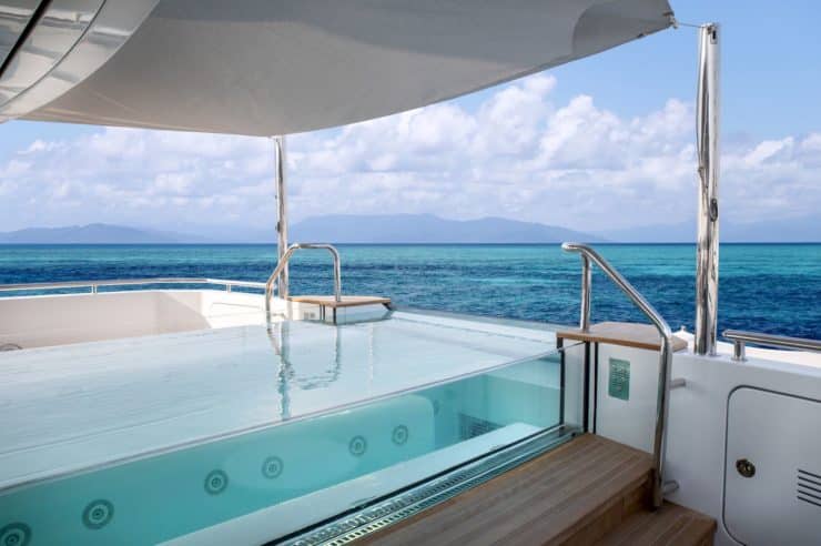 yacht-charter-rental-m-y-emocean