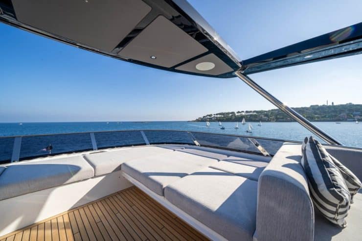 yacht-charter-rental-m-y-glasax