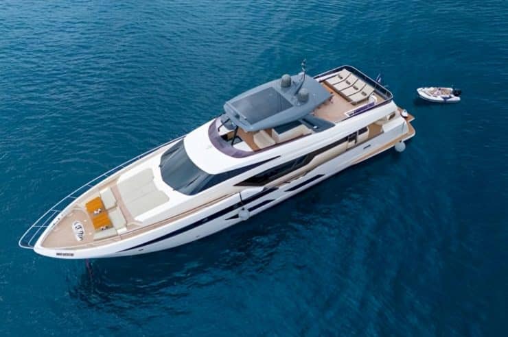 yacht-charter-rental-m-y-nineteen-42